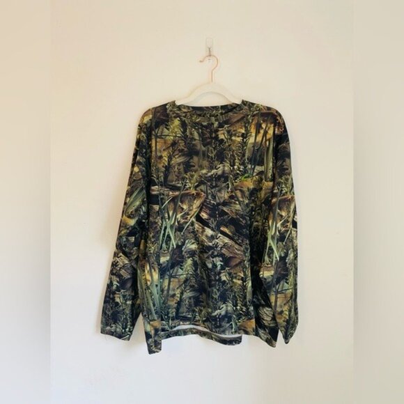 Fishouflage Bass Women's Camo Long Sleeve Lightweight Outdoor Shirt Size XL-1X - Picture 1 of 4